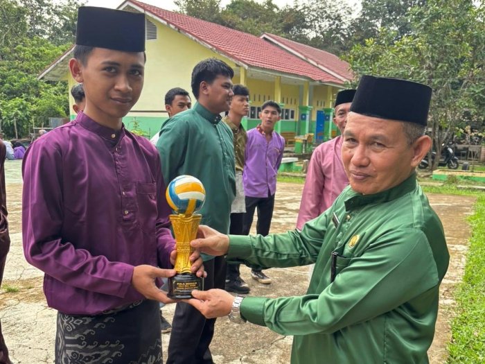 MAN 5 Batang Hari Raih Juara 1 Voli Putra di Ajang HAB