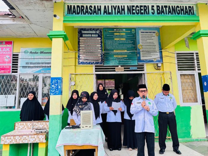 MAN 5 Batang Hari Gelar Apel Pagi Bersama, Sambut Pelaksanaan Ujian Semester Genap