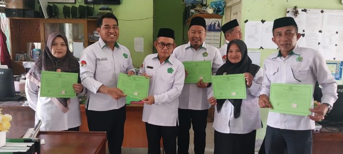 MAN 5 Batang Hari Laksanakan Penandatanganan Pakta Integritas Tahun 2026