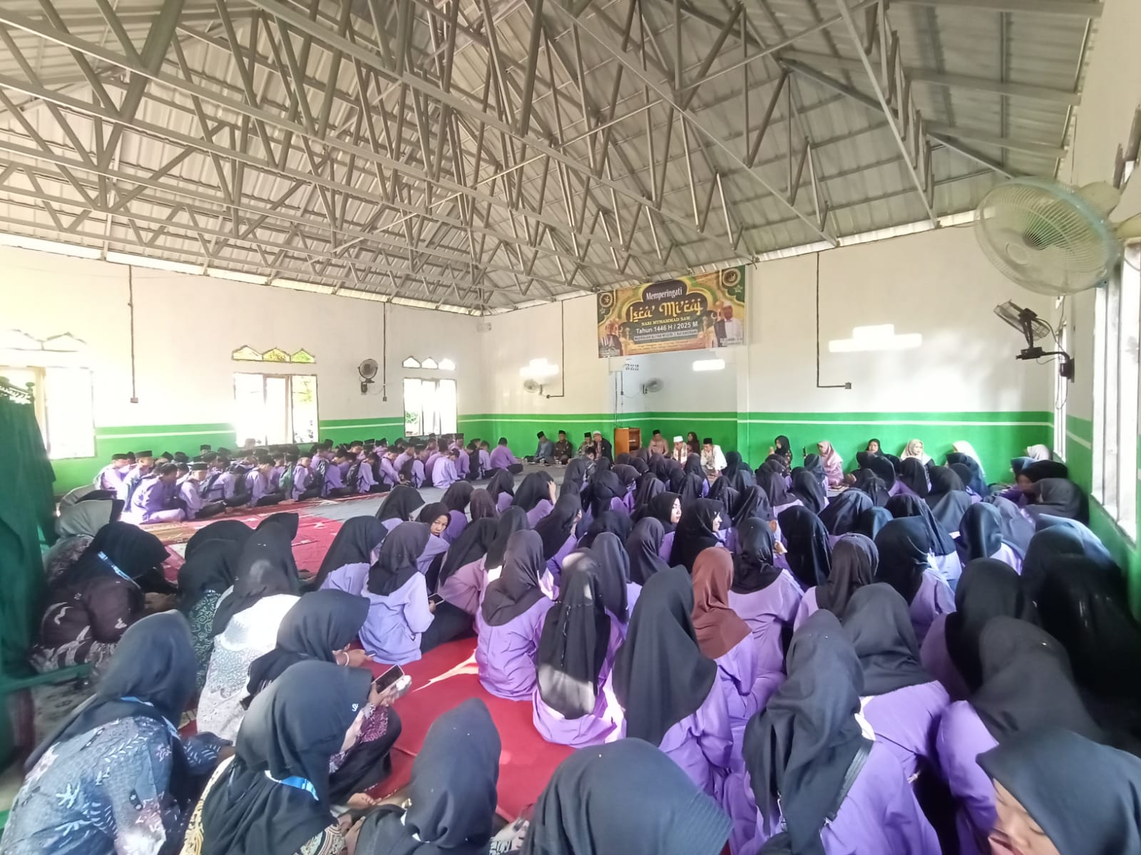 Menggali Hikmah Isra Miraj, MAN 5 Batanghari Gelar Peringatan Penuh Makna
