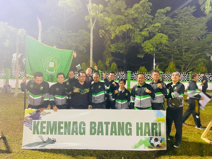 Wakasis MAN 5 Batang Hari Bawa Kemenag FC Raih Kemenangan Perdana